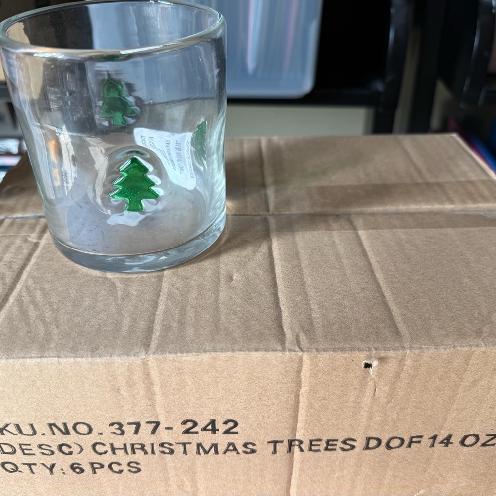Crate&Barrel Festive Green Glass Tumbler